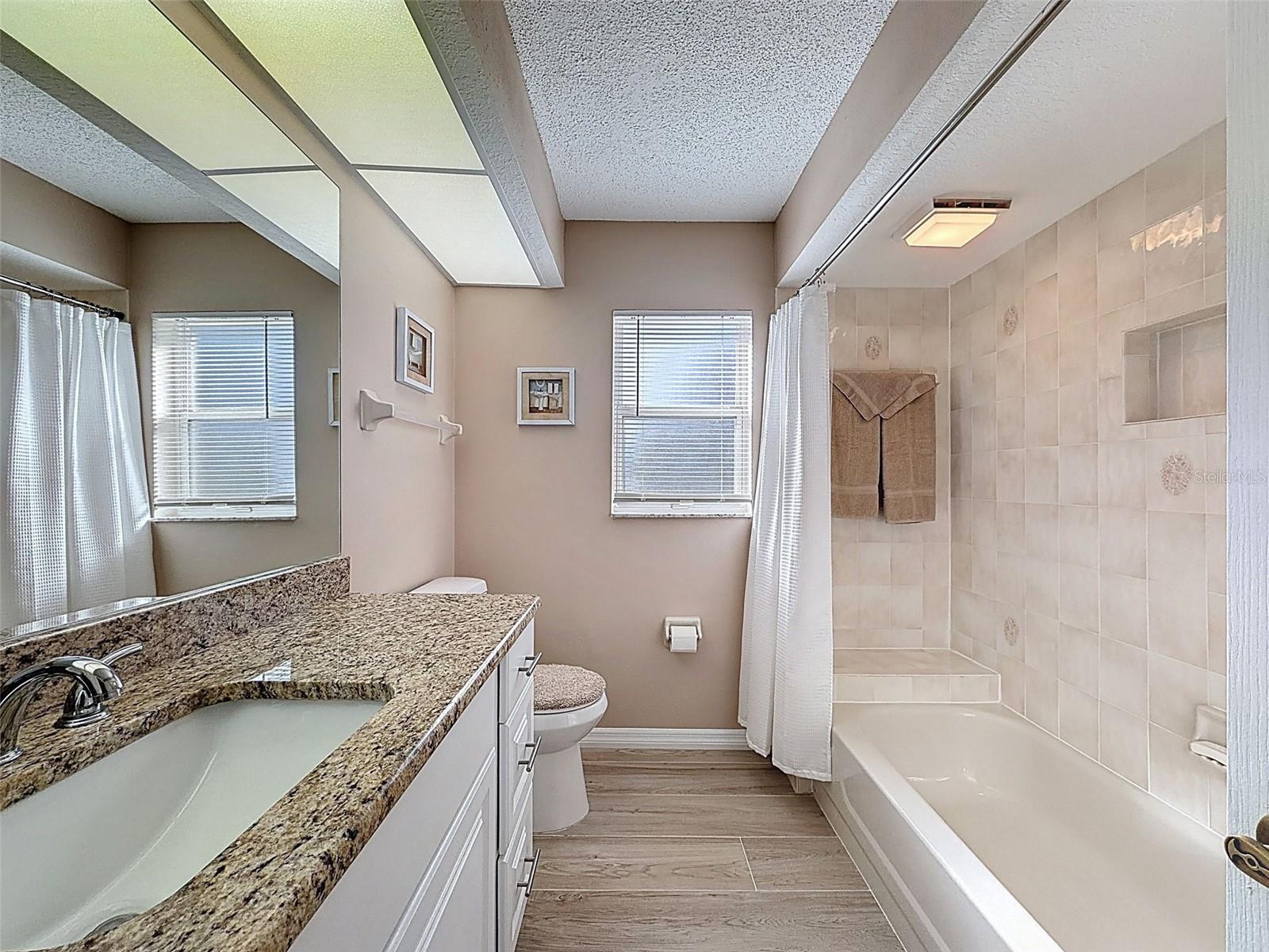 9428 APPLE DUMPLING CT, WEEKI WACHEE, FL — photo 23