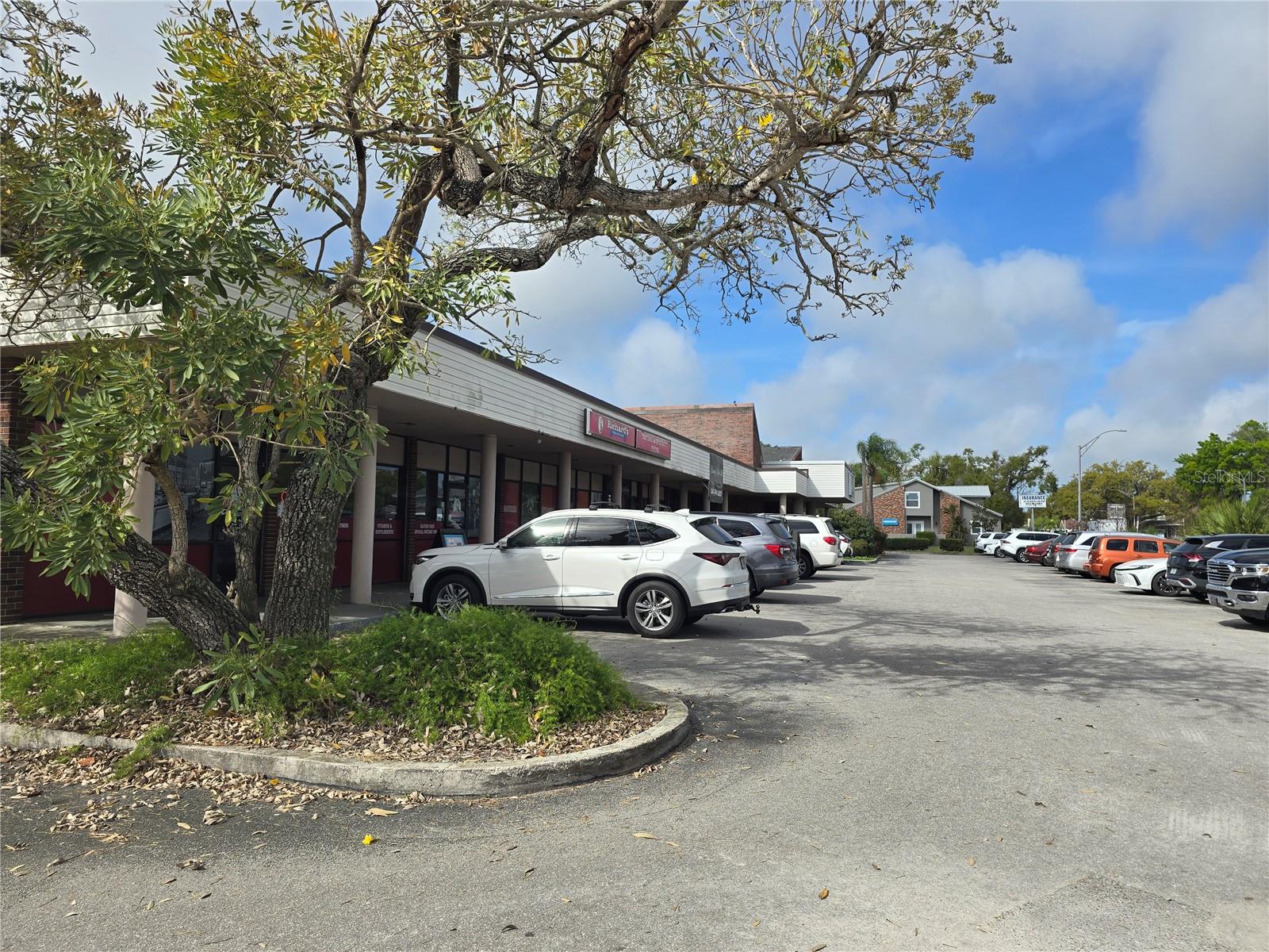 2601 MANATEE AVE W, BRADENTON, FL — photo 2