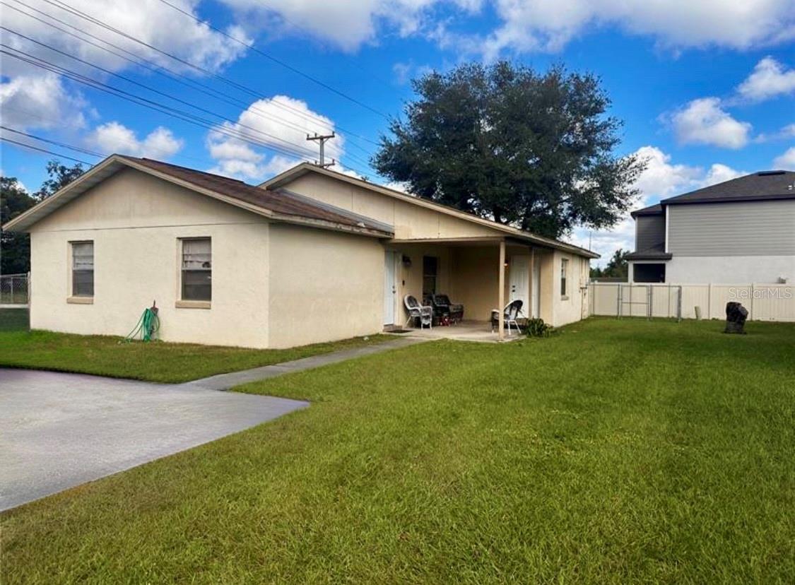 2359/2361 CHESTNUT HILLS DR, LAKELAND, FL — photo 9