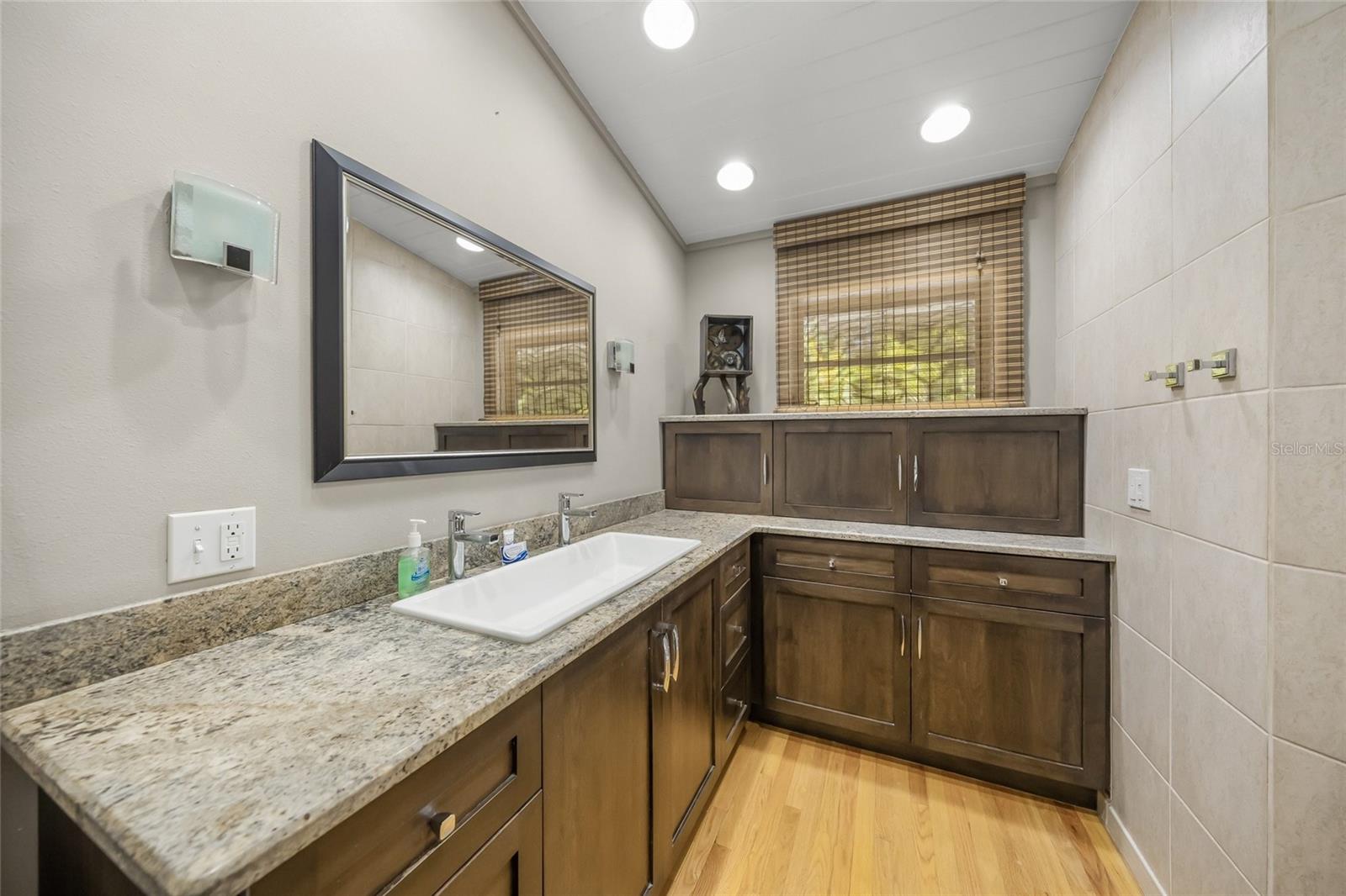 3331 OLD OAK DR, SARASOTA, FL — photo 23
