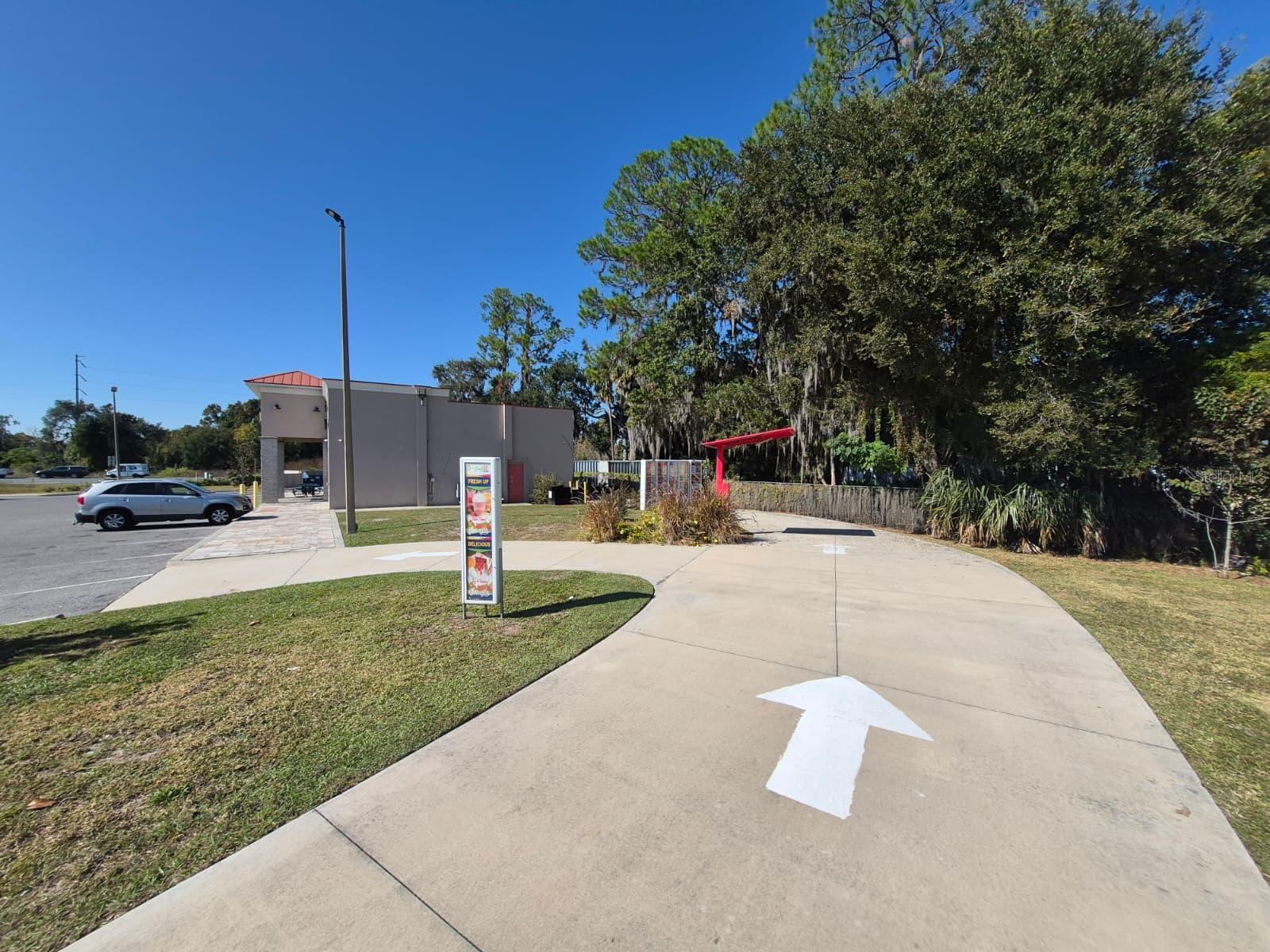 7609 US HIGHWAY 441, LEESBURG, FL — photo 29