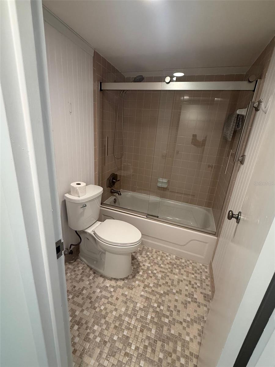 925 N HALIFAX AVE #102, DAYTONA BEACH, FL — photo 37