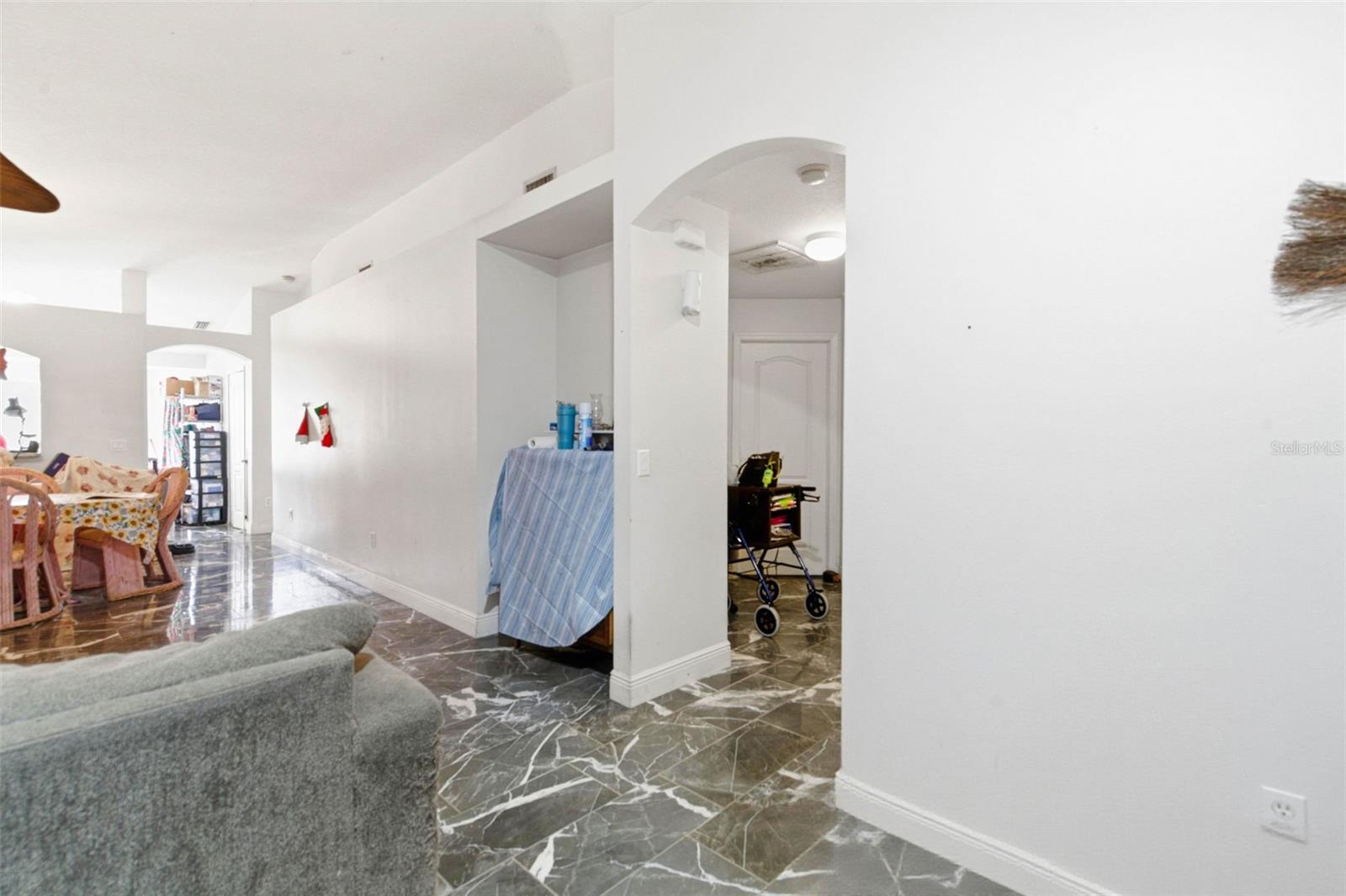 10417 BLACKMORE DR, TAMPA, FL — photo 88