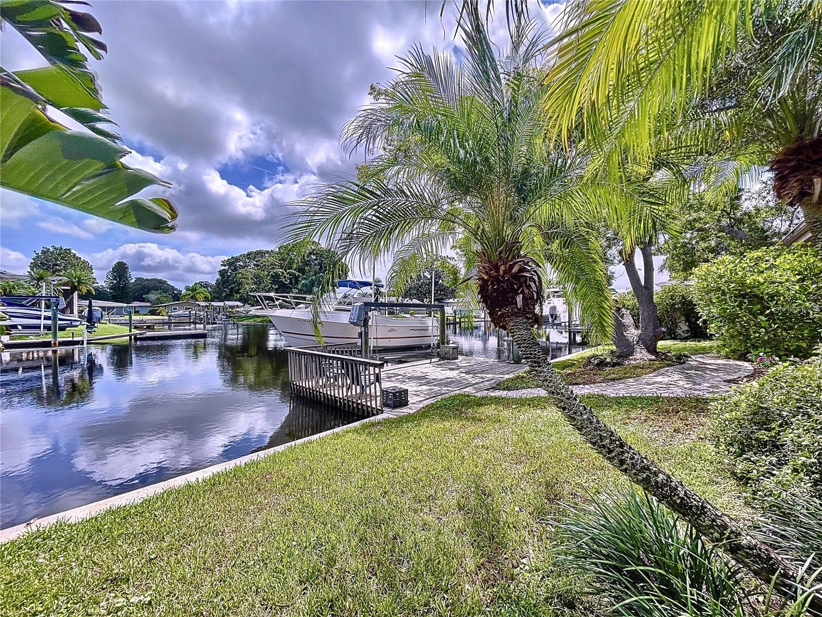 311 MORNINGSIDE DR, PALM HARBOR, FL — photo 41