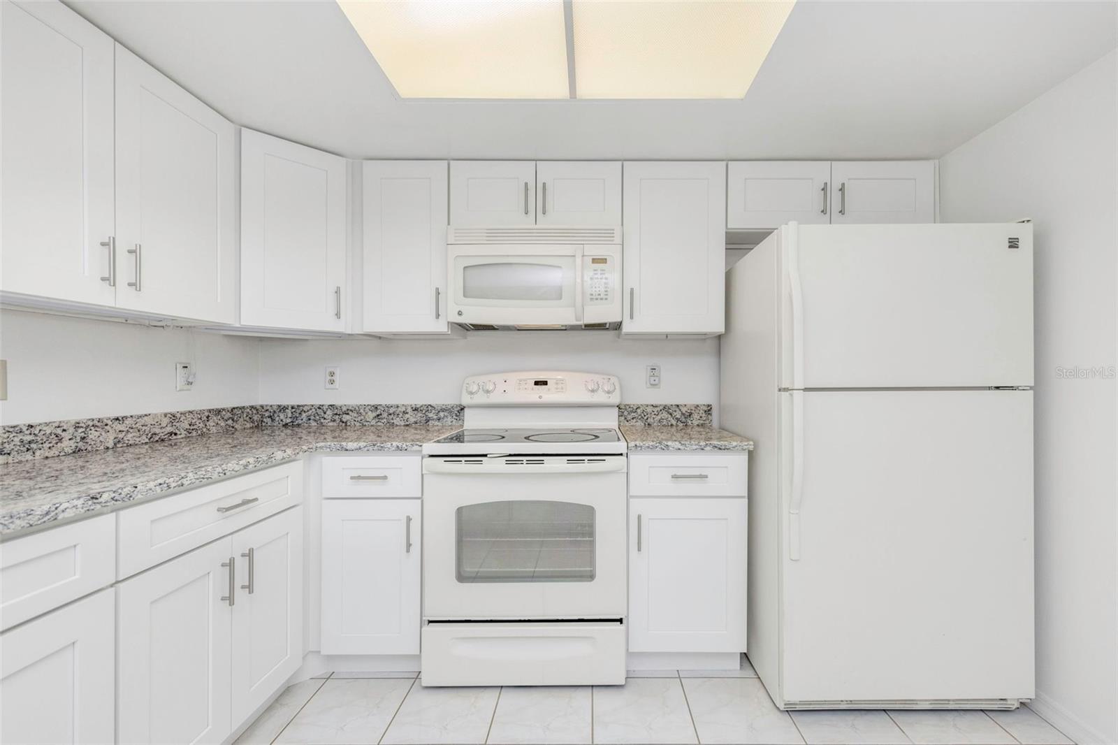 2024 HEATHFIELD CIR #155, SUN CITY CENTER, FL — photo 5