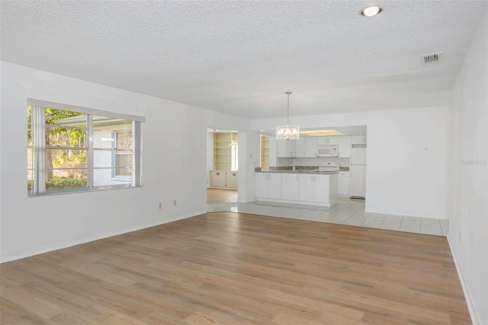 2024 HEATHFIELD CIR #155, SUN CITY CENTER, FL — photo 7