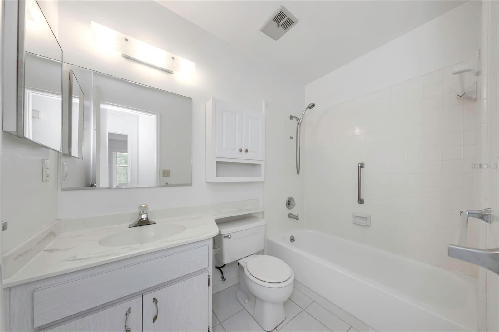 2024 HEATHFIELD CIR #155, SUN CITY CENTER, FL — photo 16