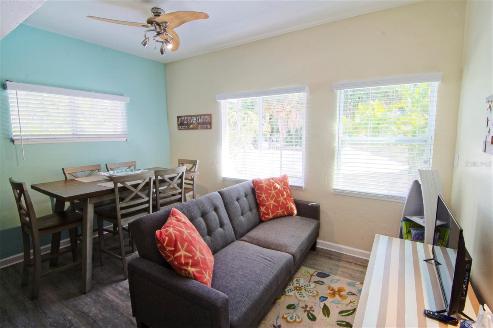 2219 AVENUE C, BRADENTON BEACH, FL — photo 6