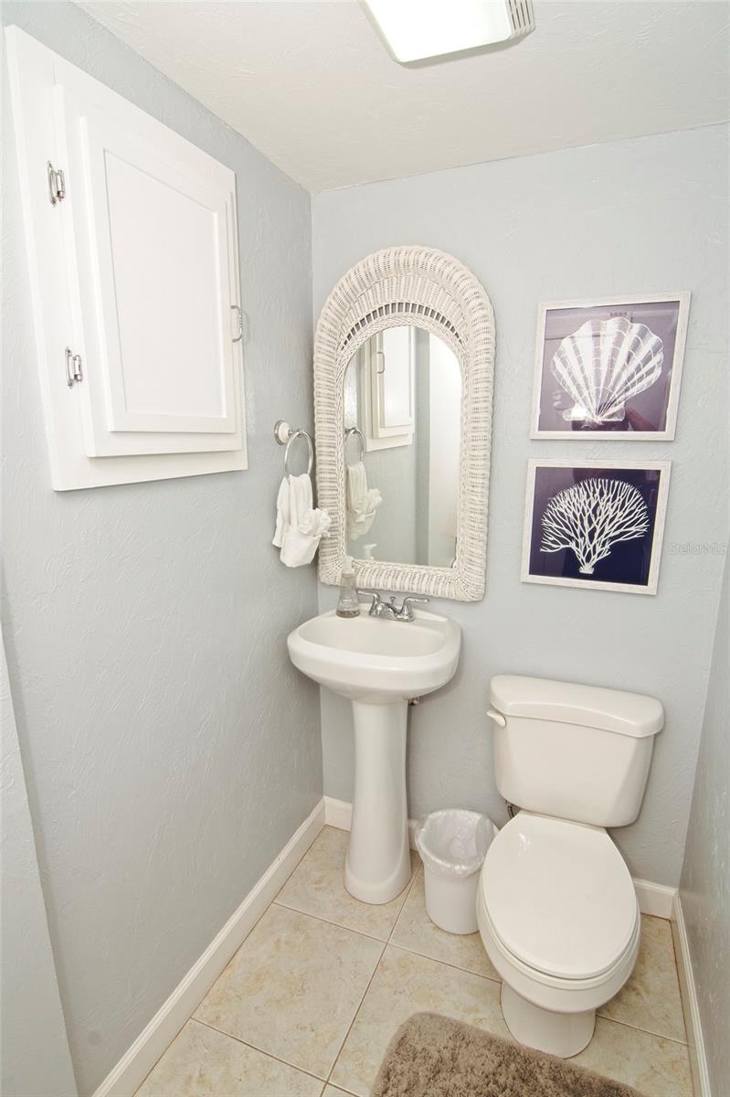2219 AVENUE C, BRADENTON BEACH, FL — photo 19