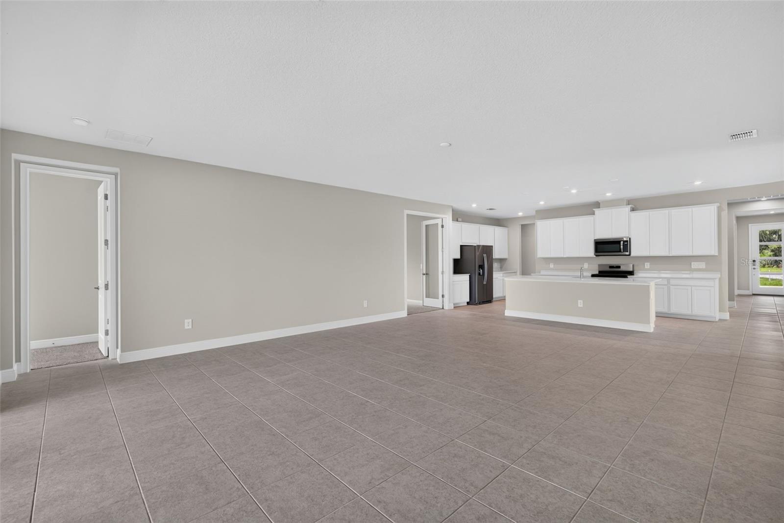 9026 SUNDANCE TER, PARRISH, FL — photo 12