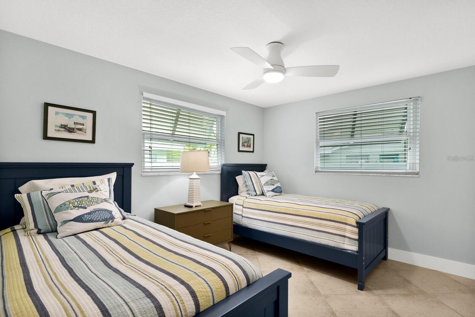 6201 HOLMES BLVD, HOLMES BEACH, FL — photo 22