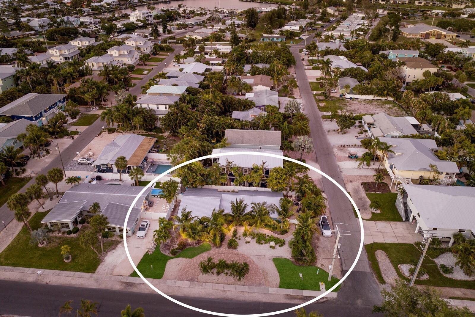 6201 HOLMES BLVD, HOLMES BEACH, FL — photo 39