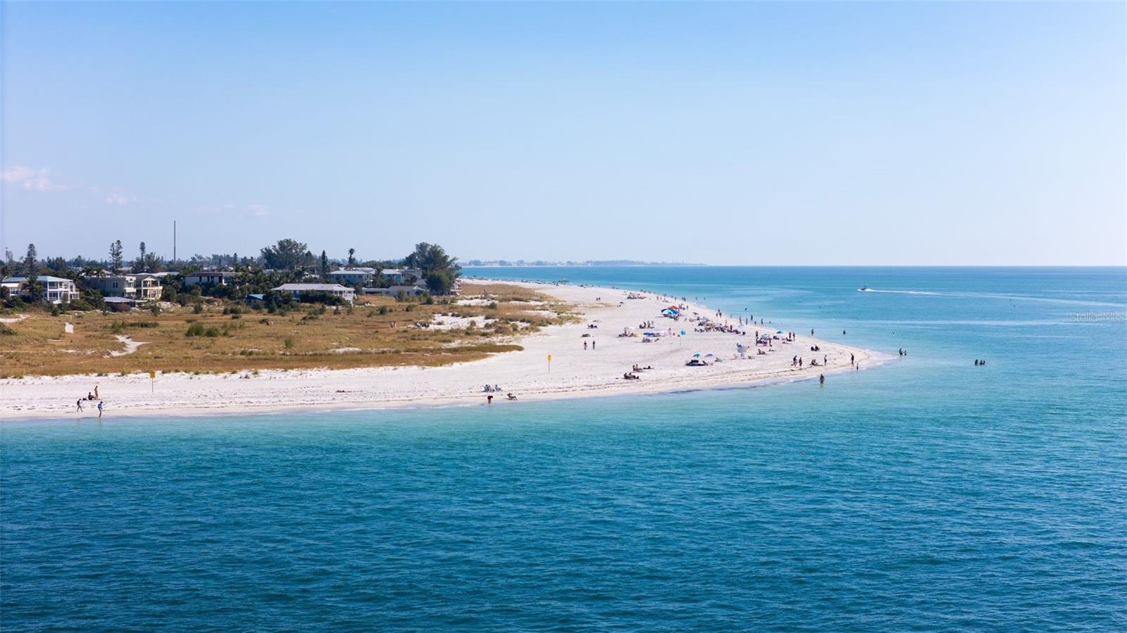 6201 HOLMES BLVD, HOLMES BEACH, FL — photo 47