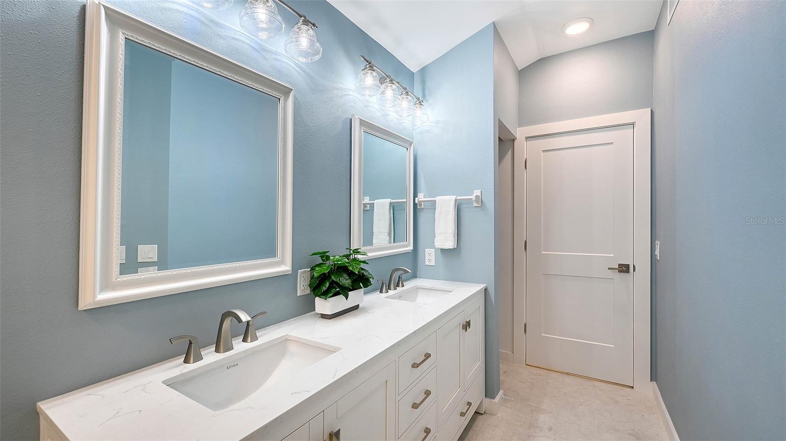 7221 PLOVERS WAY, SARASOTA, FL — photo 32