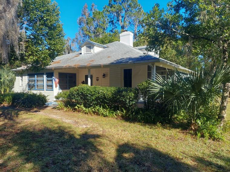 251 N BLUE LAKE AVE, DELAND, FL — photo 3
