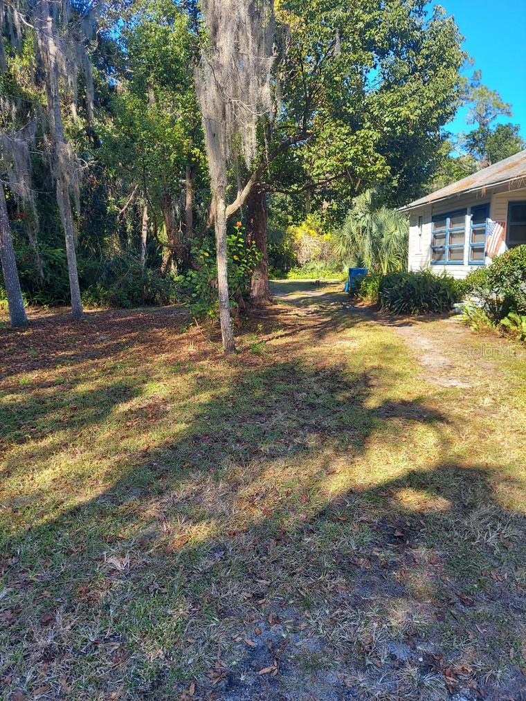 251 N BLUE LAKE AVE, DELAND, FL — photo 7