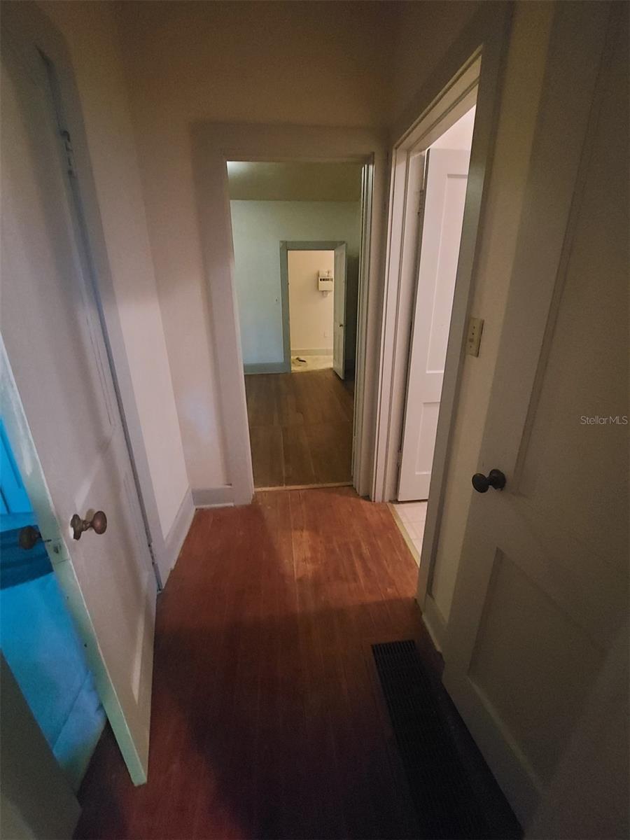 251 N BLUE LAKE AVE, DELAND, FL — photo 33
