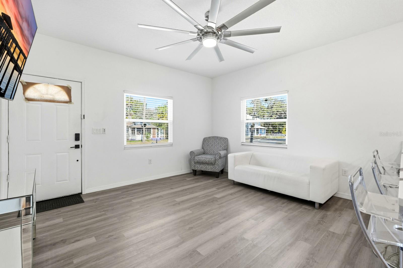 557 LIVE OAK AVE, DAYTONA BEACH, FL — photo 7
