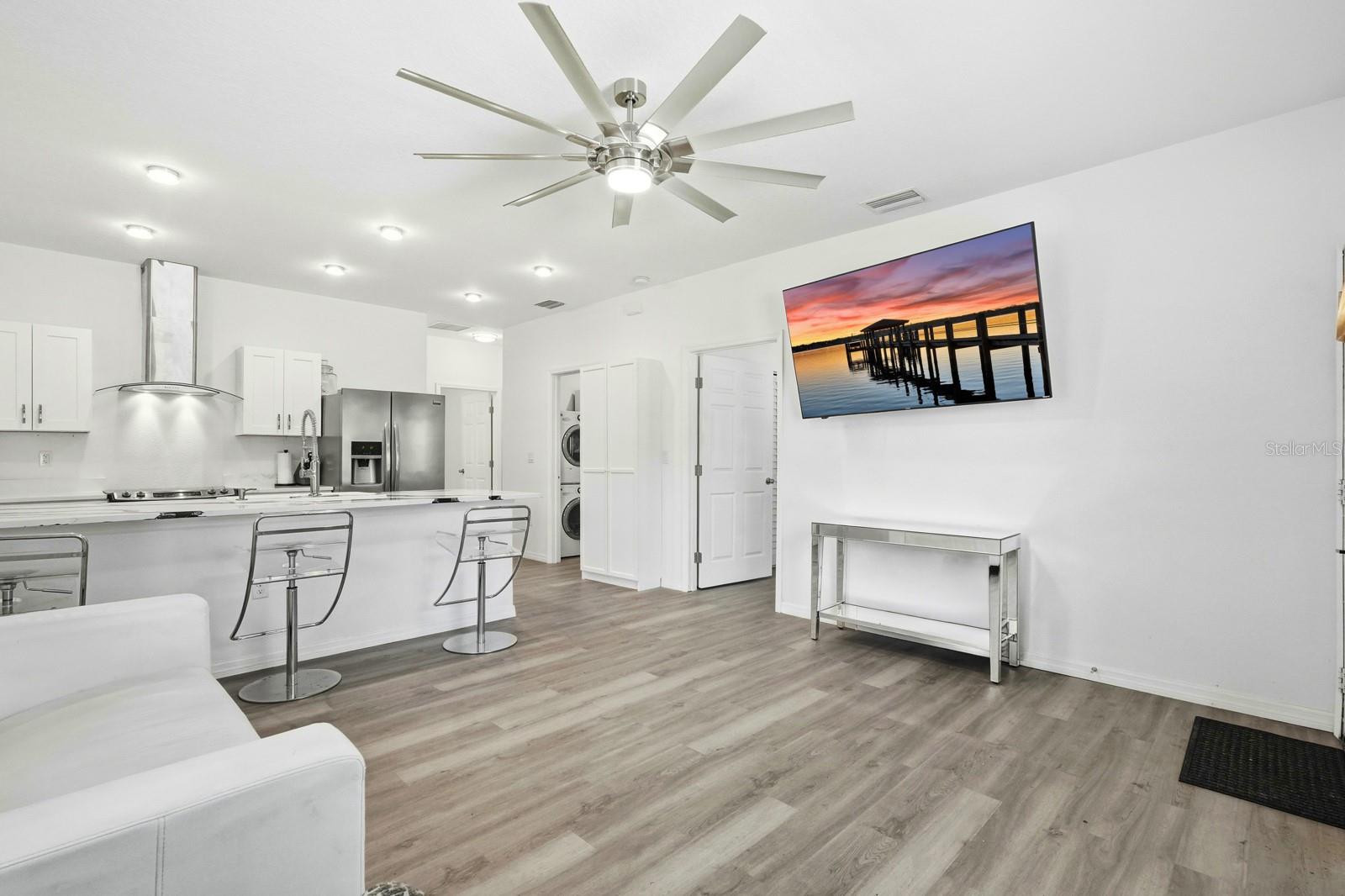 557 LIVE OAK AVE, DAYTONA BEACH, FL — photo 10