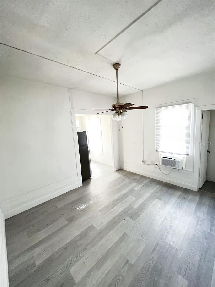 205 S GROVE ST, EUSTIS, FL — photo 9