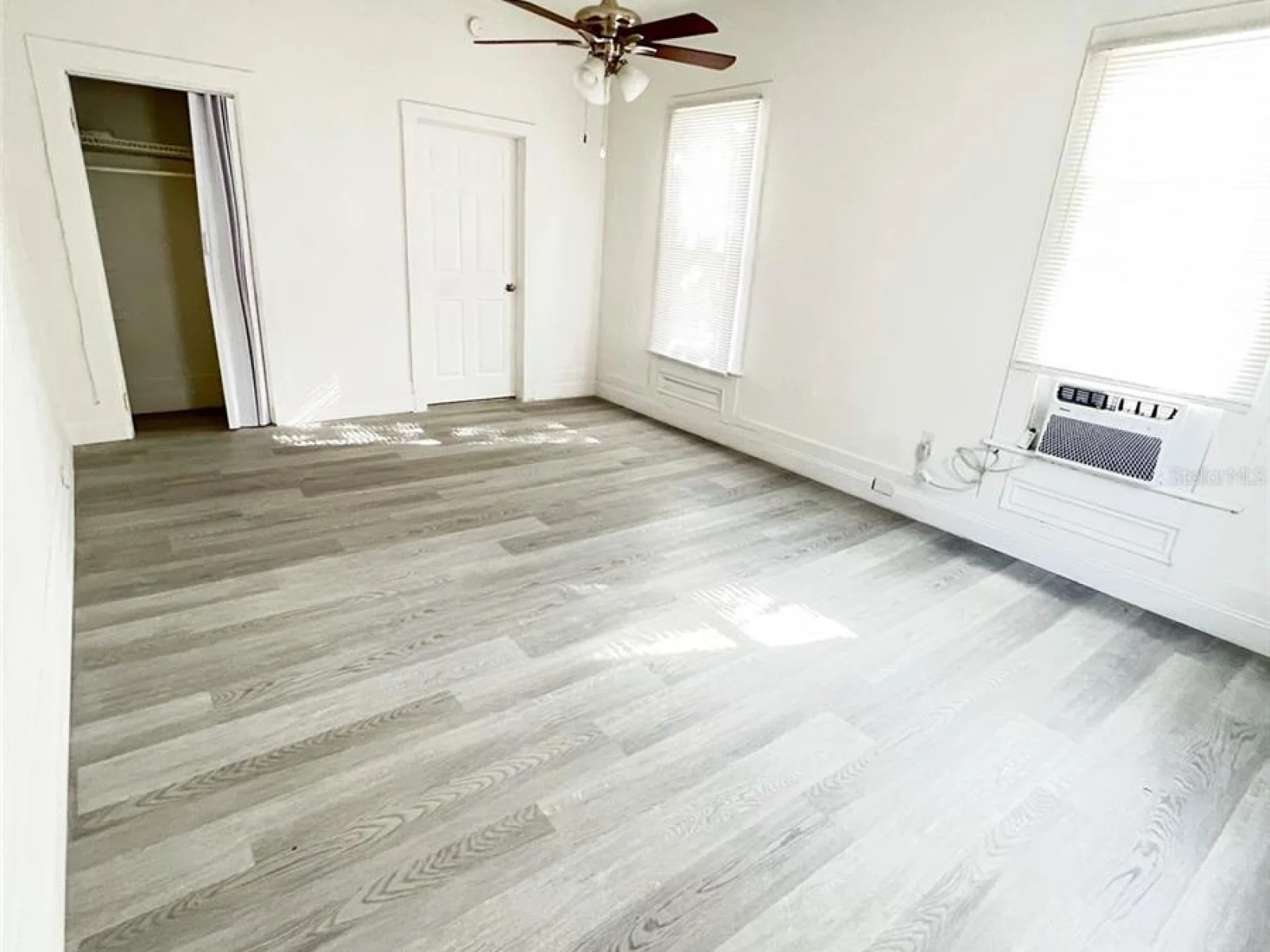 205 S GROVE ST, EUSTIS, FL — photo 15