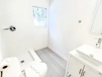 205 S GROVE ST — photo 32