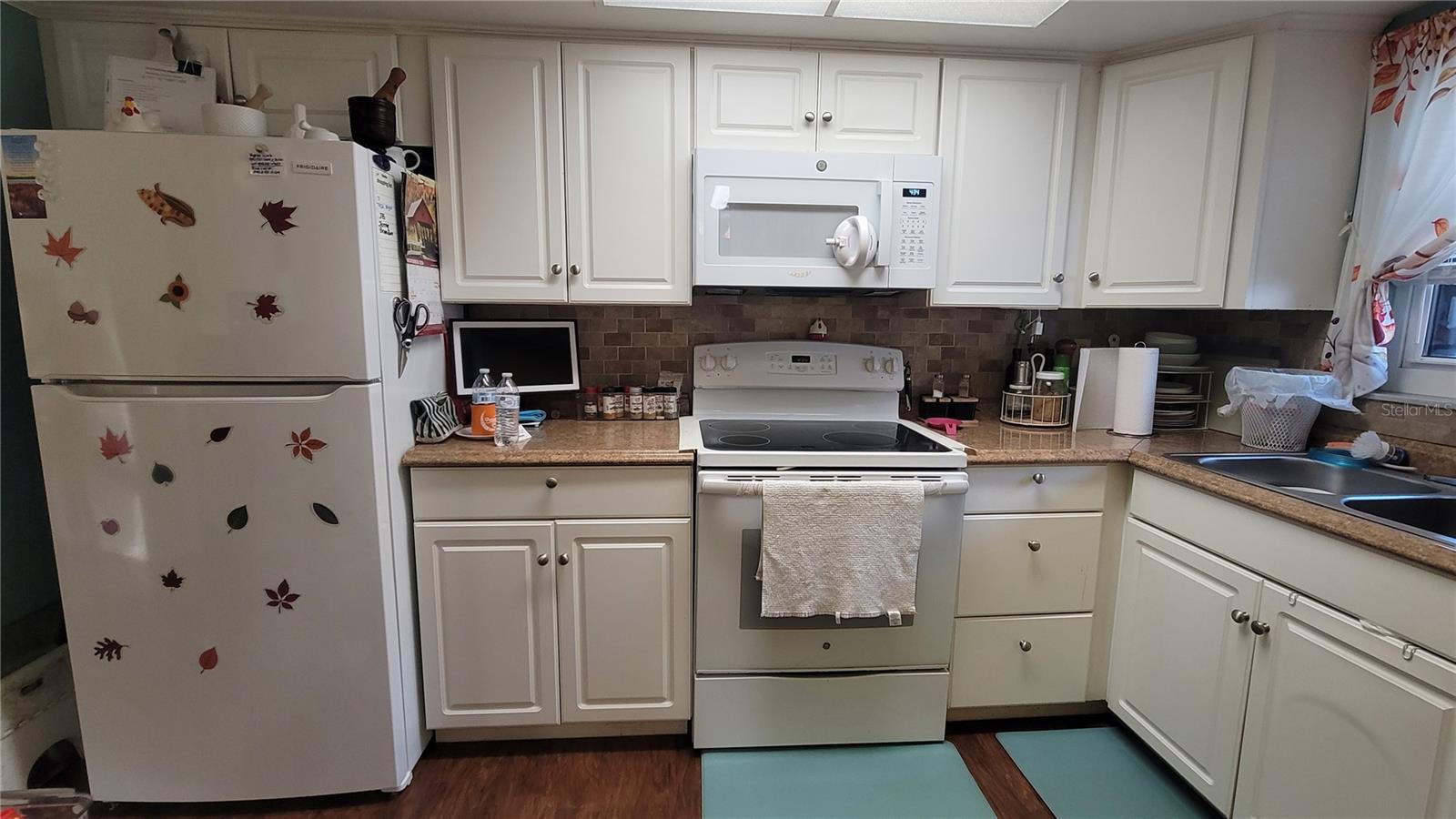 4924 LIVE OAK CIR #115, BRADENTON, FL — photo 2