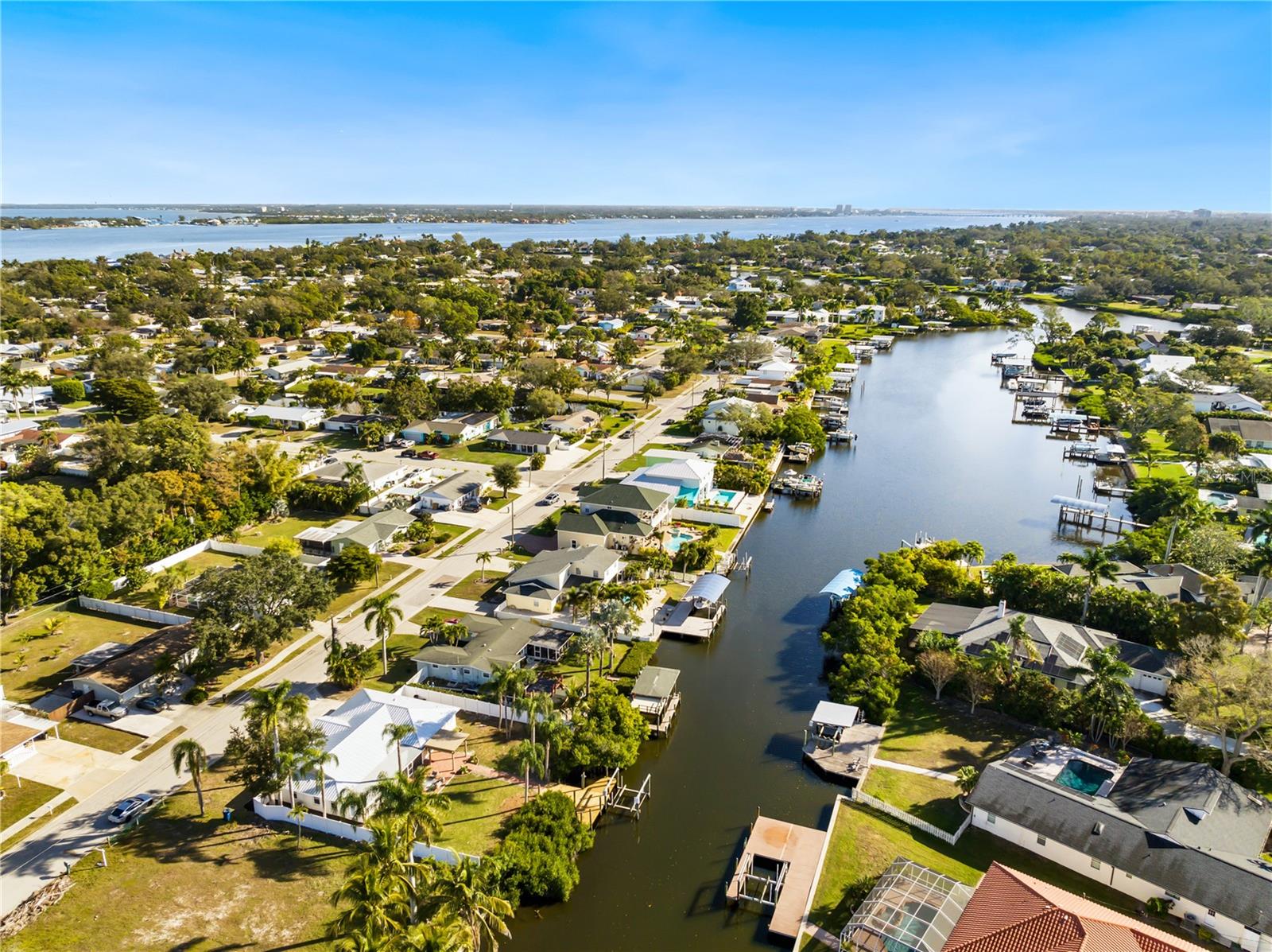 6911 9TH AVE NW, BRADENTON, FL