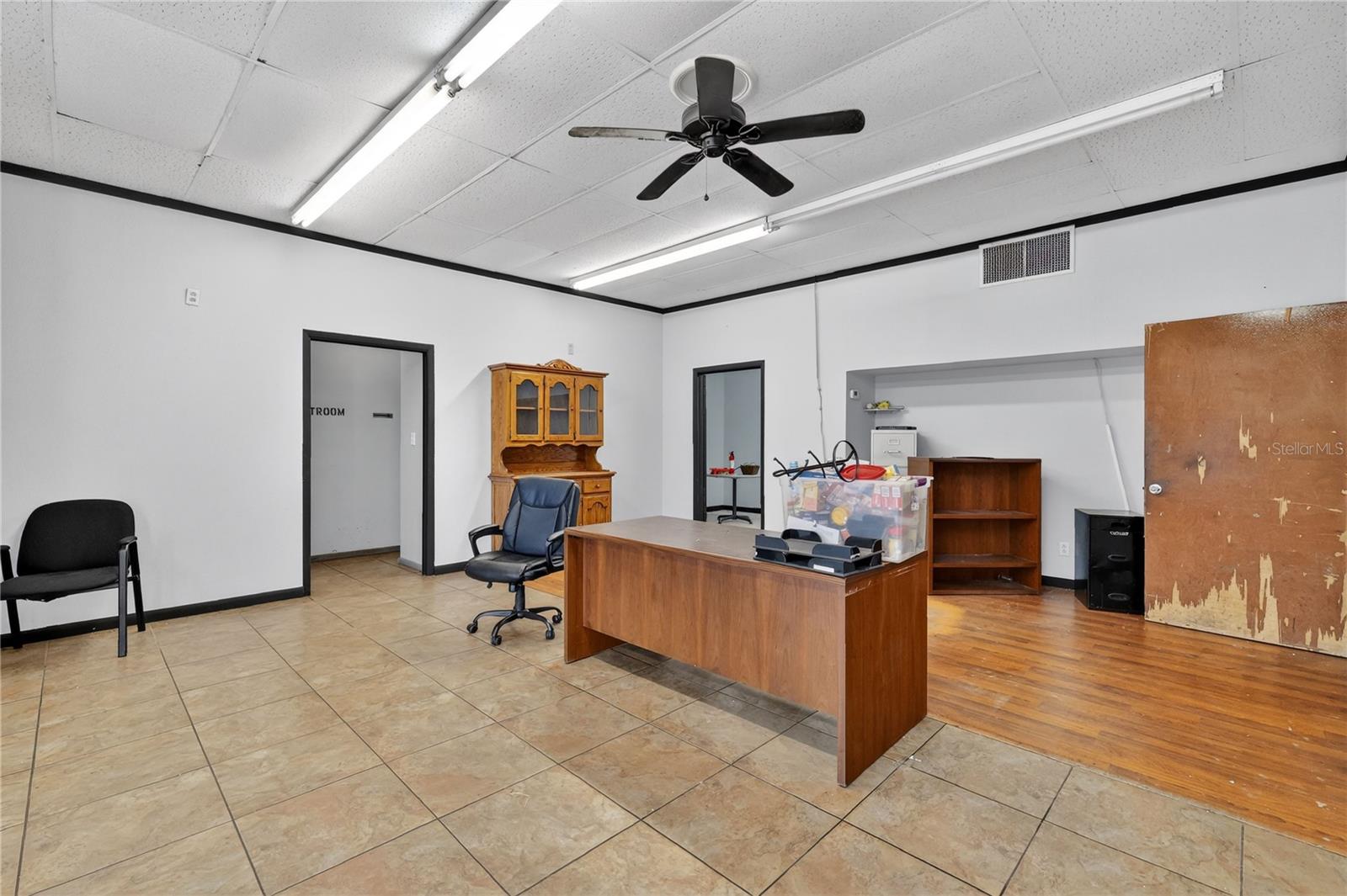 1526 US HIGHWAY 441, LEESBURG, FL — photo 23