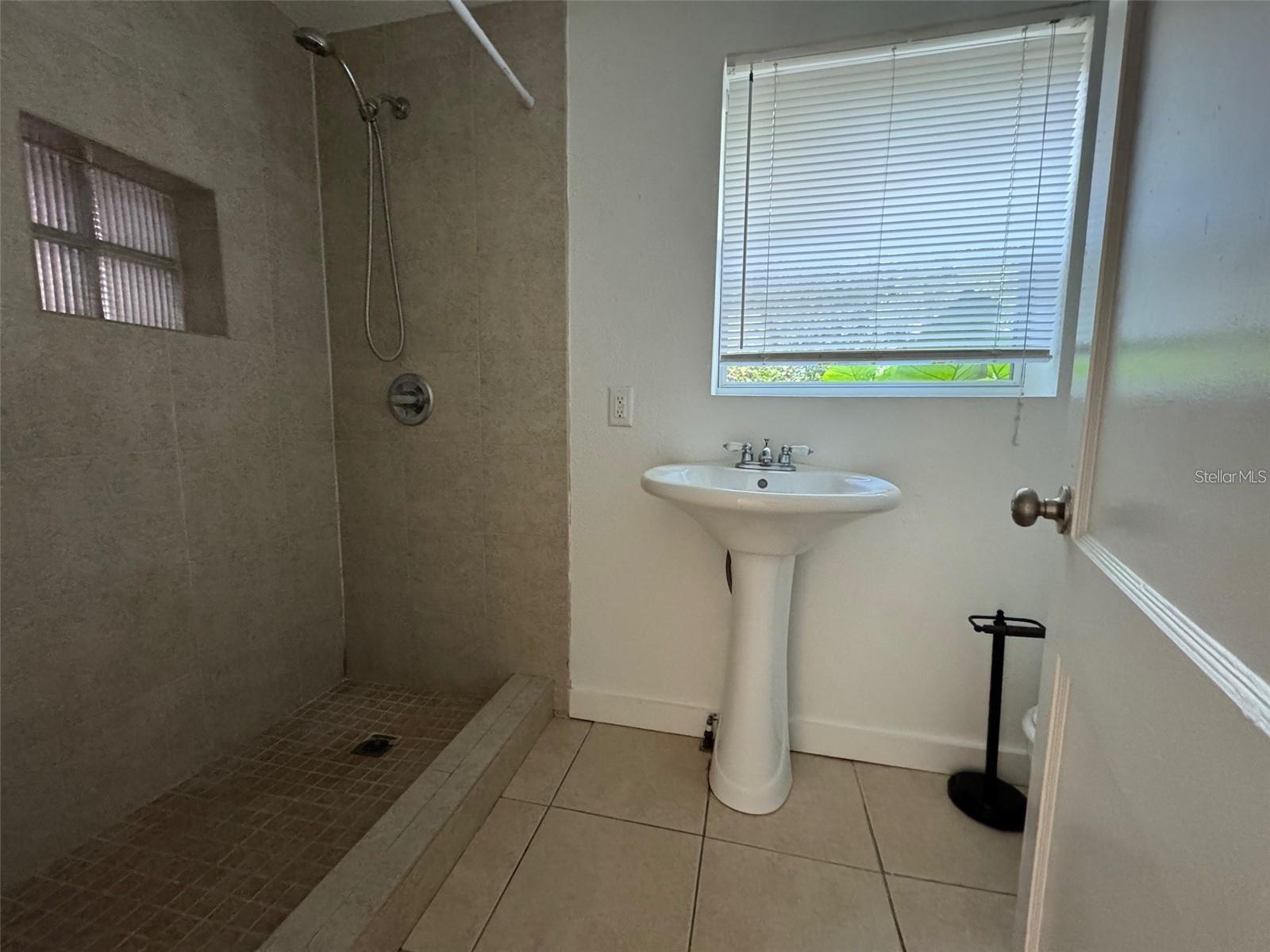 2547 S MILLS AVE #2, ORLANDO, FL — photo 5