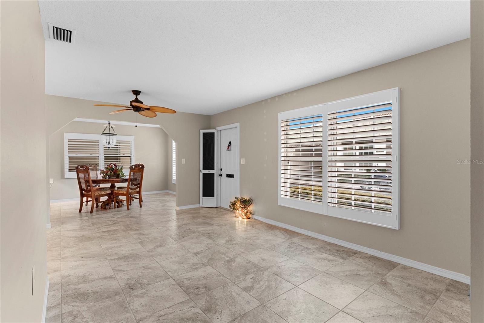 7861 38TH TER N, ST PETERSBURG, FL — photo 9