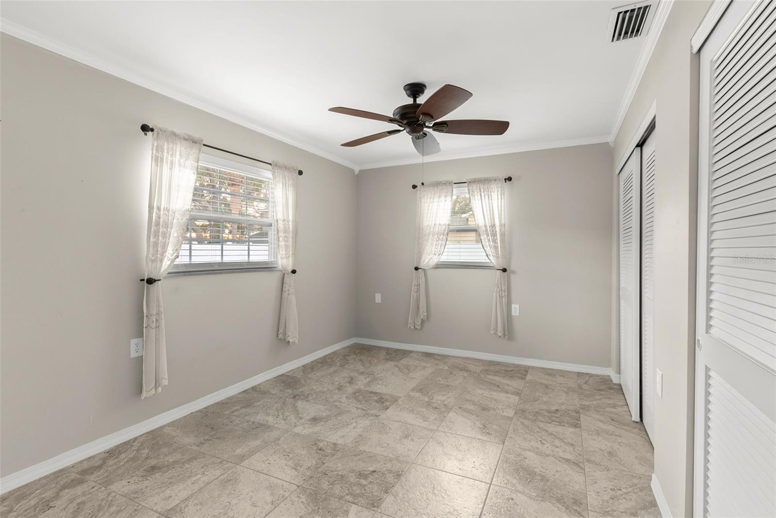 7861 38TH TER N, ST PETERSBURG, FL — photo 15