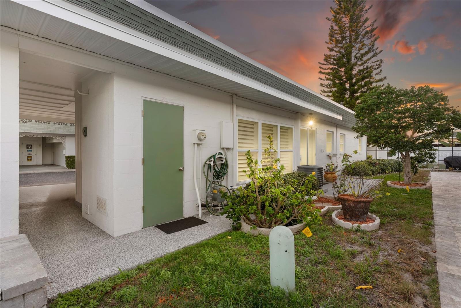 7861 38TH TER N, ST PETERSBURG, FL — photo 23