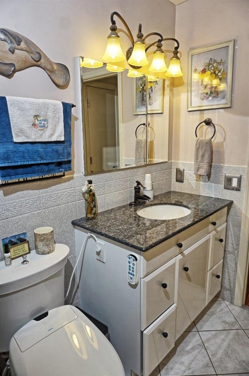 2051 VISTA DEL SOL CIR #201, LUTZ, FL — photo 29