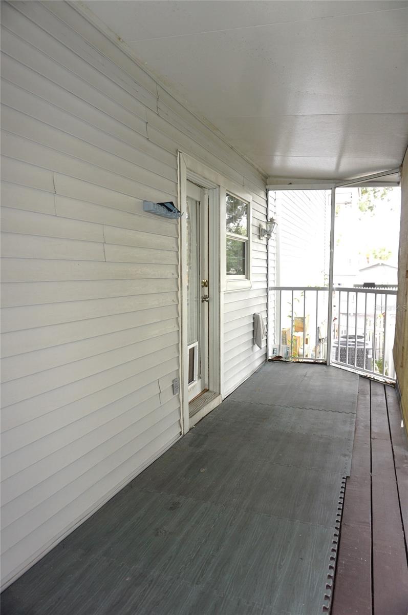 2051 VISTA DEL SOL CIR #201, LUTZ, FL — photo 43