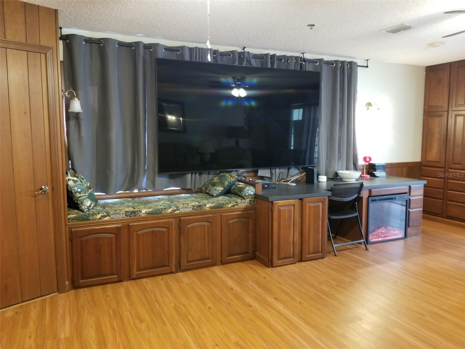 2051 VISTA DEL SOL CIR #201, LUTZ, FL — photo 36