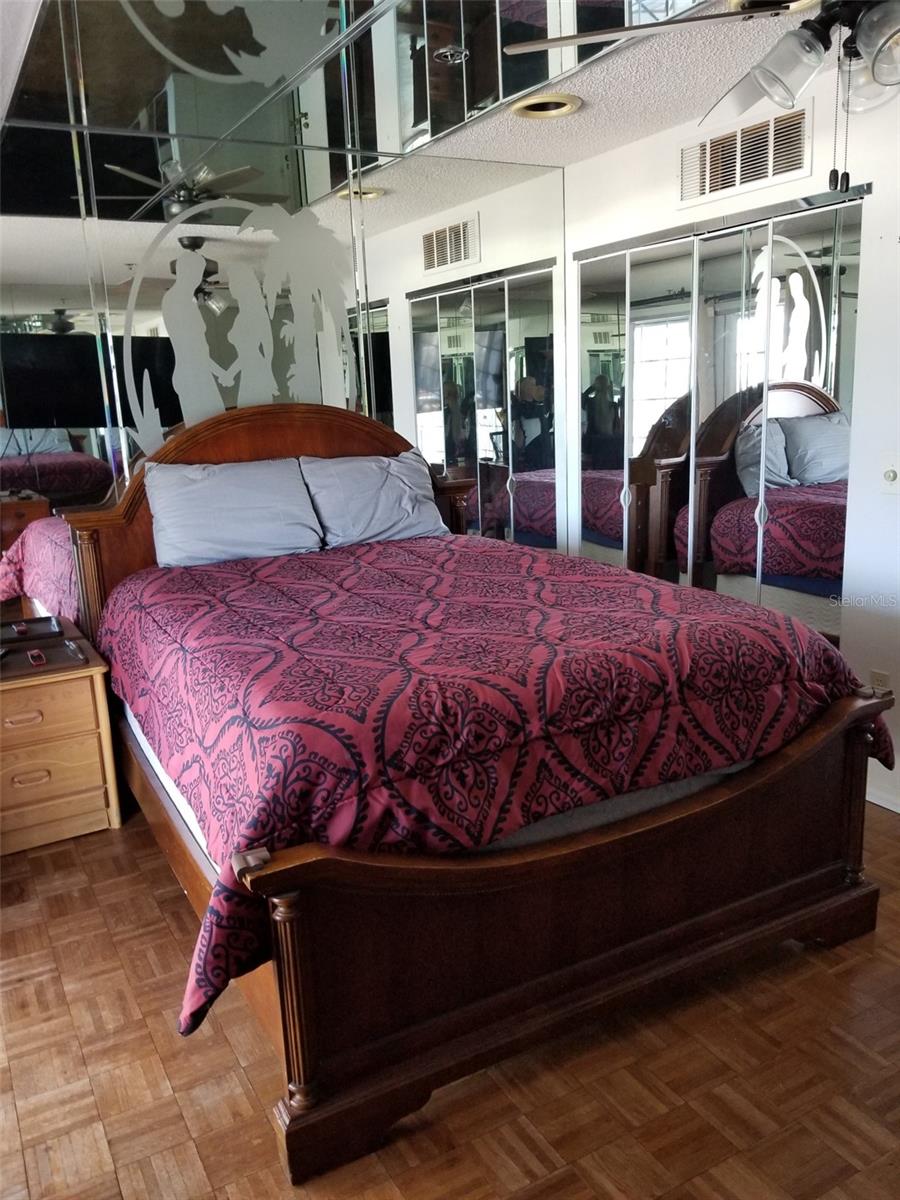 2051 VISTA DEL SOL CIR #201, LUTZ, FL — photo 40