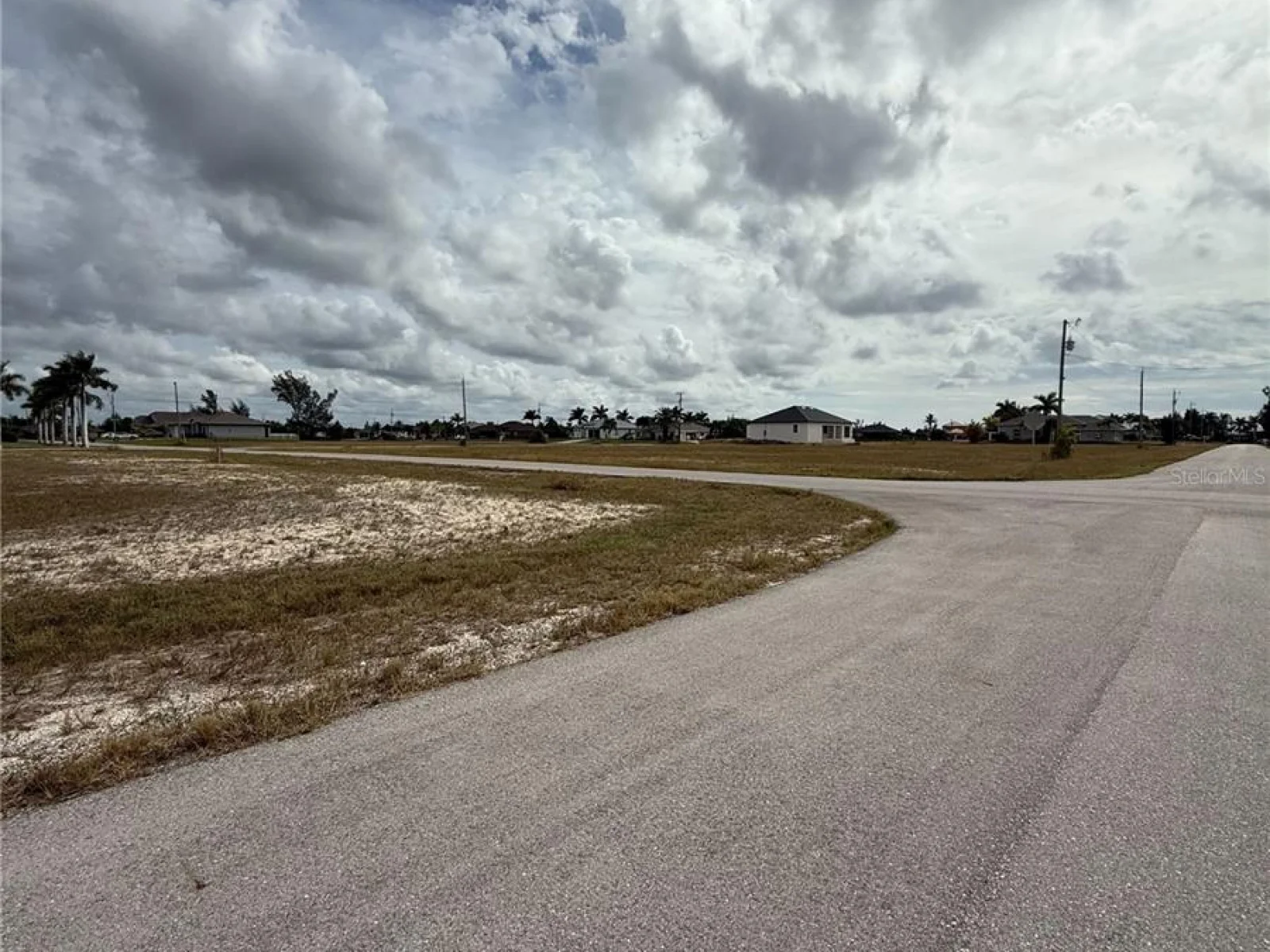 2801 NW 45TH PL, CAPE CORAL, FL — photo 4