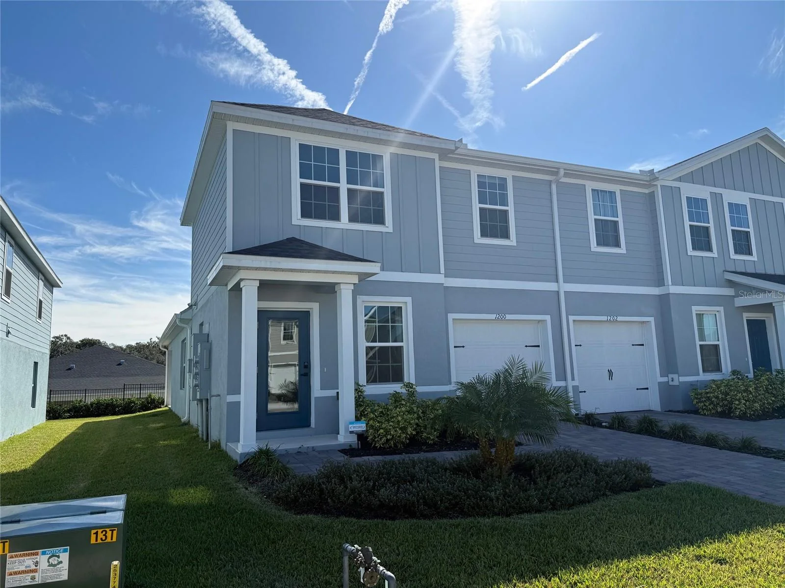1200 PORT BLUE WAY, LADY LAKE, FL — photo 2