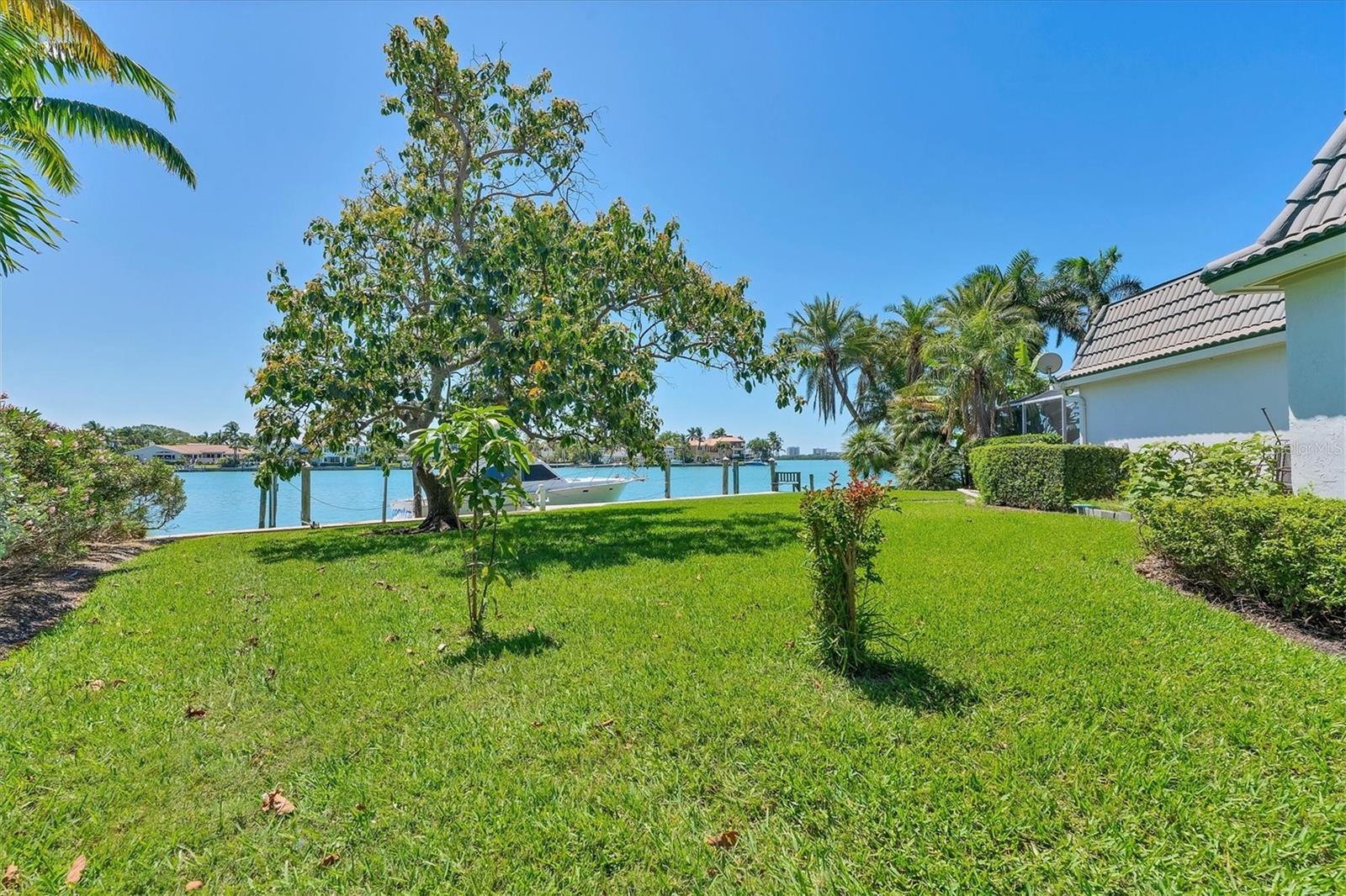 102 SEAGULL LN, SARASOTA, FL — photo 14