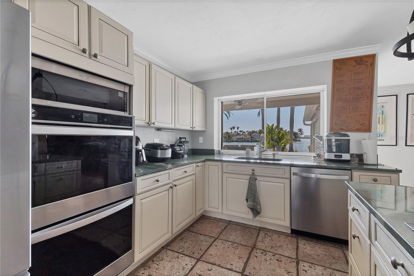 102 SEAGULL LN, SARASOTA, FL — photo 44