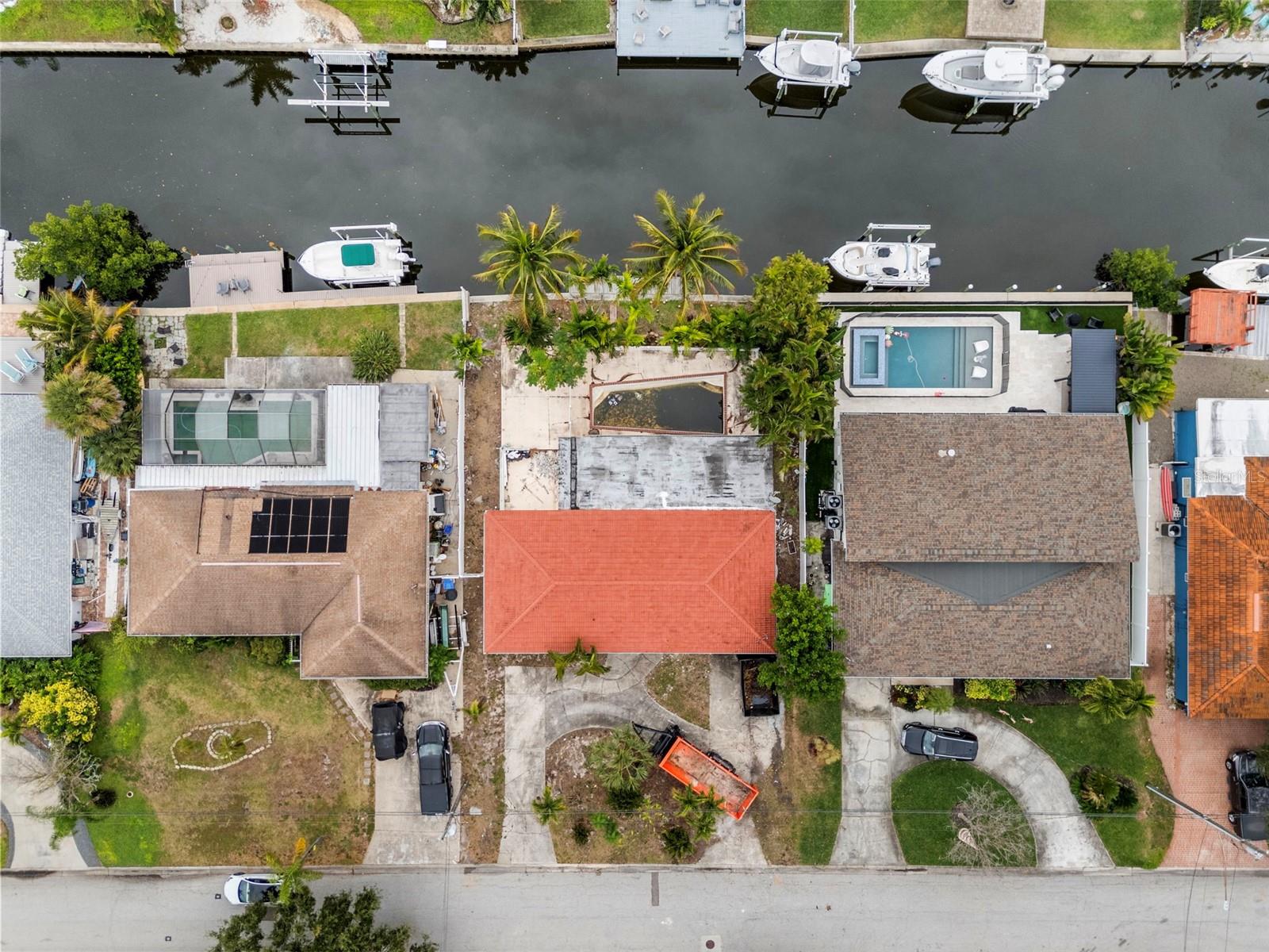 9570 SUN ISLE DR NE, ST PETERSBURG, FL — photo 14