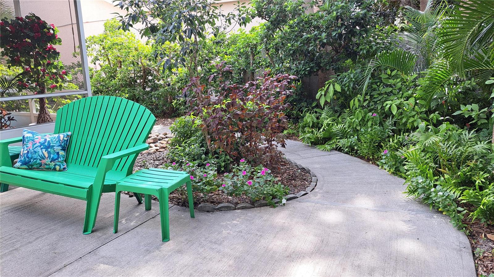 2377 BURTON LN, SARASOTA, FL — photo 37
