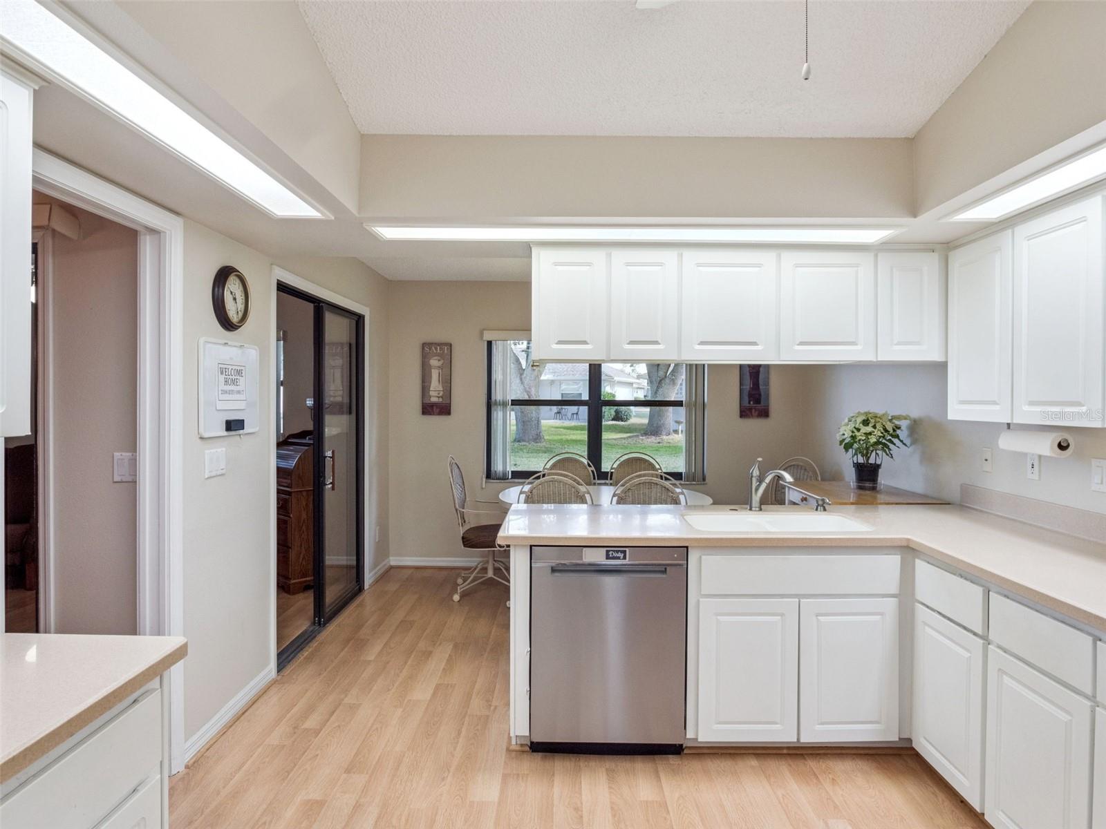 21506 QUEEN ANNE CT, LEESBURG, FL — photo 11