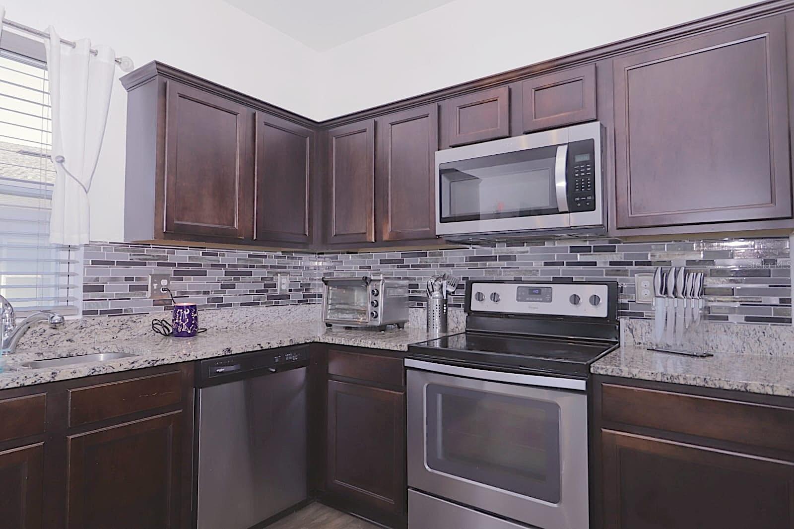 16402 BLOOMING CHERRY DR, GROVELAND, FL — photo 11
