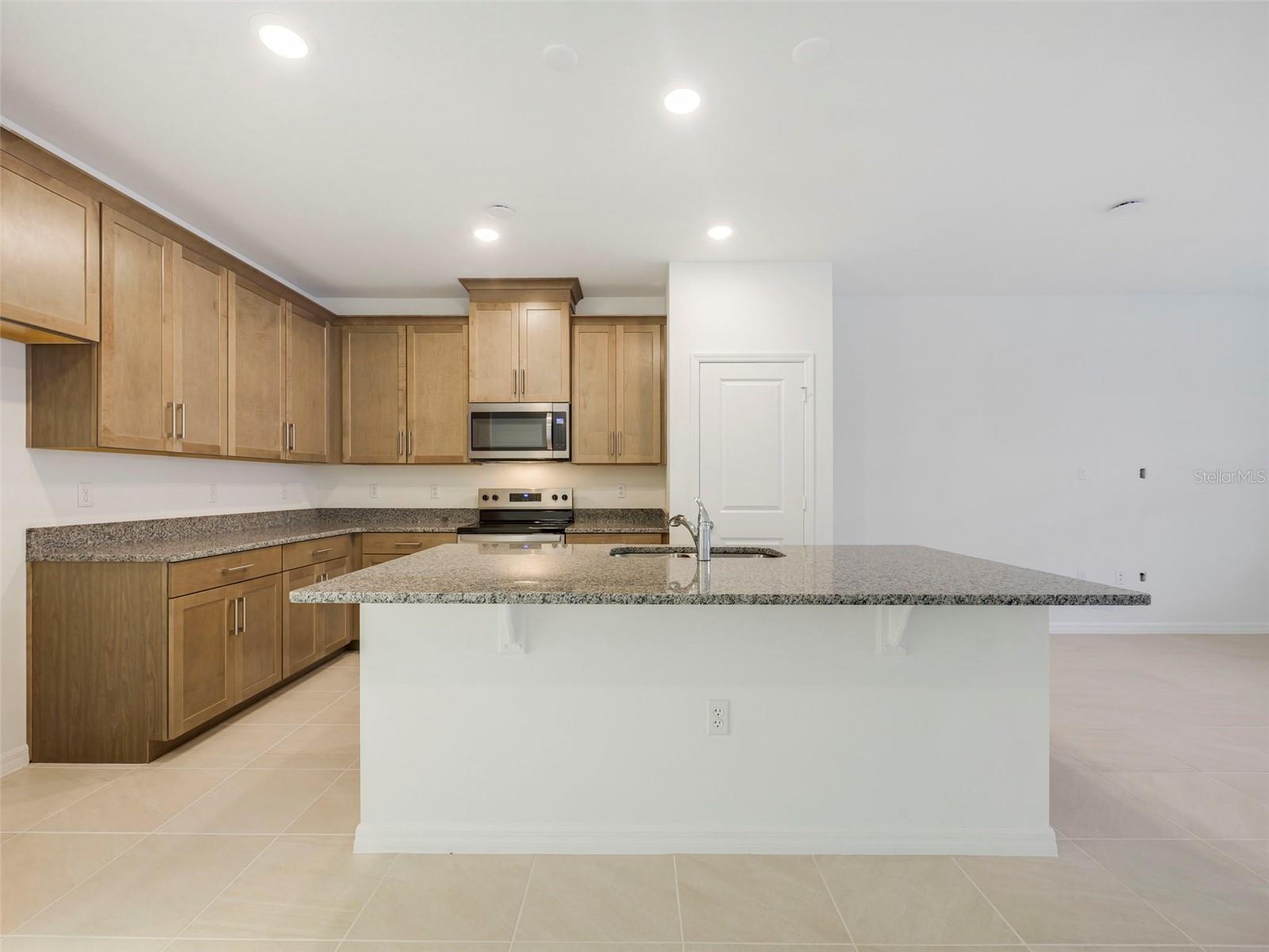 671 CLARK ST, OVIEDO, FL — photo 9