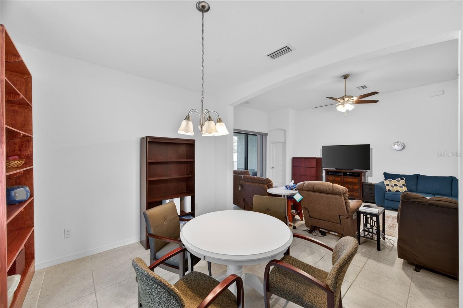13737 GARDEN HILLS DR, SPRING HILL, FL — photo 19