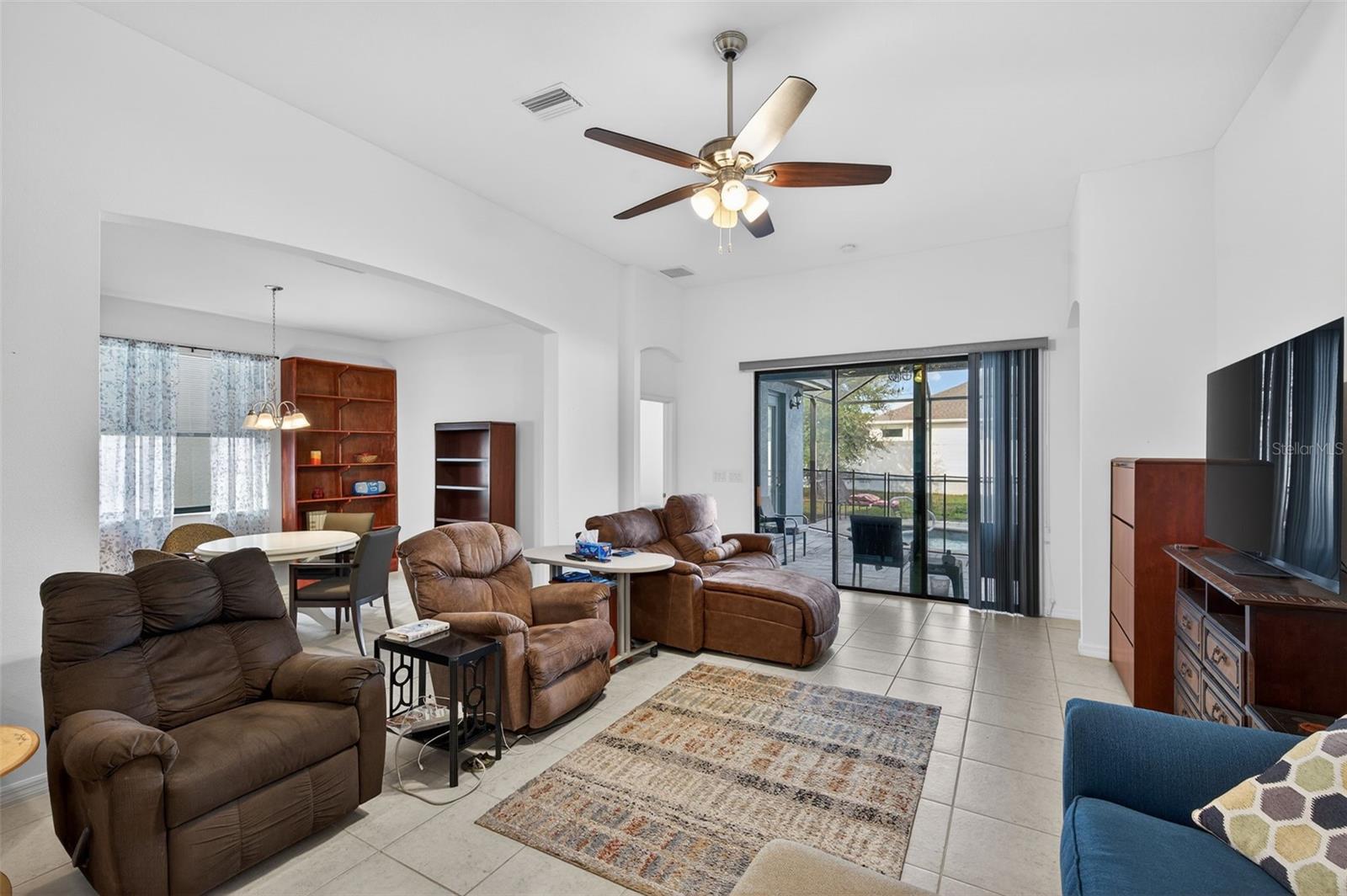 13737 GARDEN HILLS DR, SPRING HILL, FL — photo 21