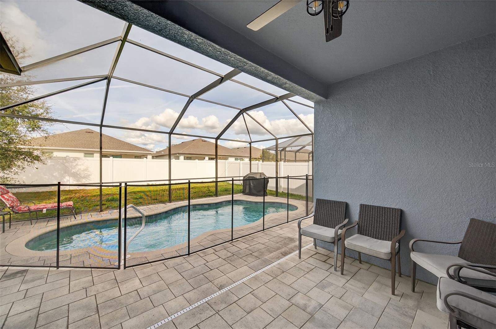 13737 GARDEN HILLS DR, SPRING HILL, FL — photo 43