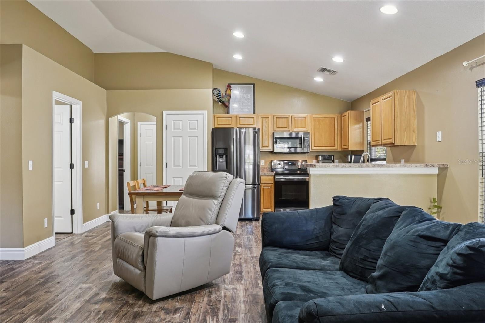 4542 LEMON ST, LADY LAKE, FL — photo 9